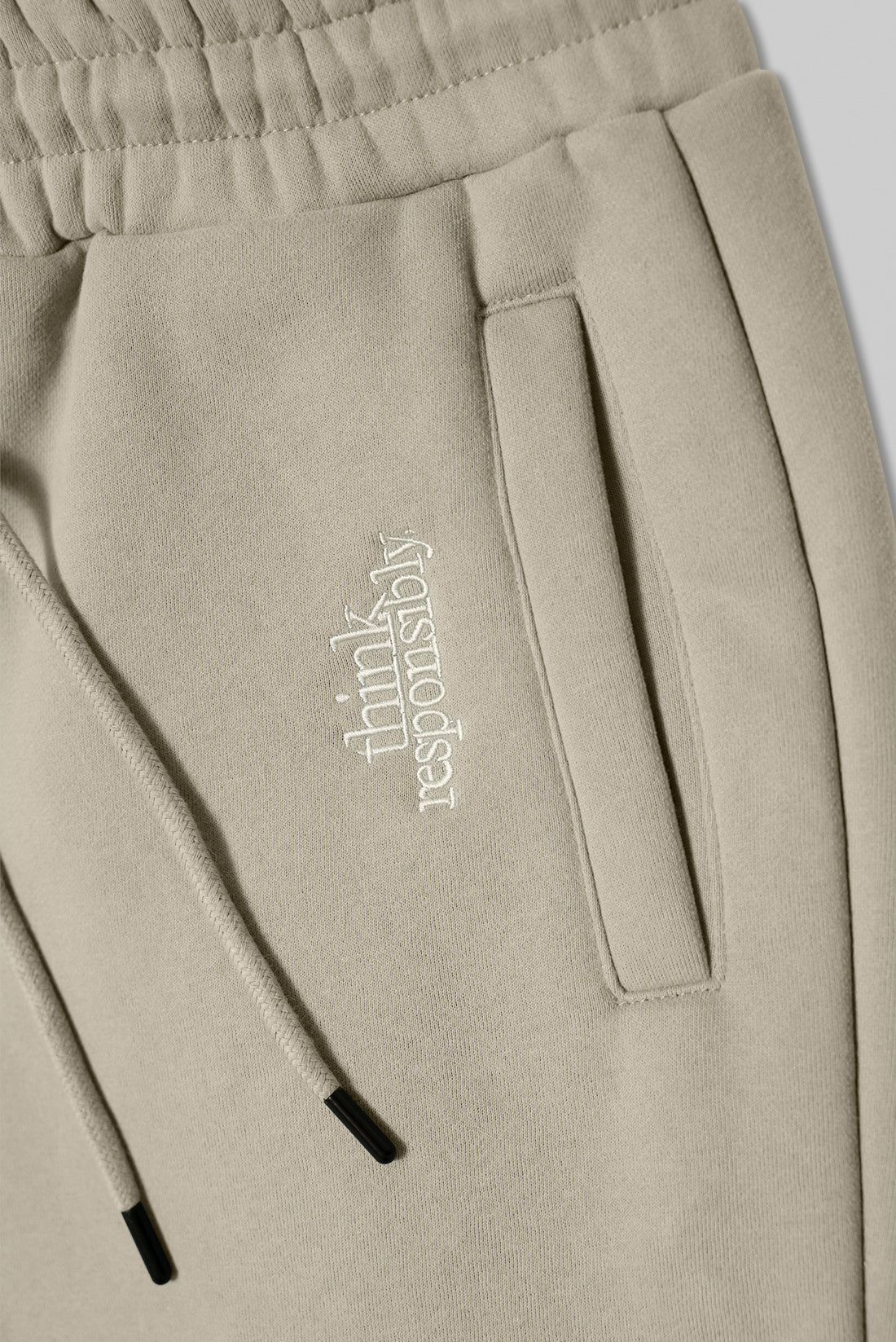 
                  
                    Think Responsibly Sweatsuit Grey Apricot
                  
                
